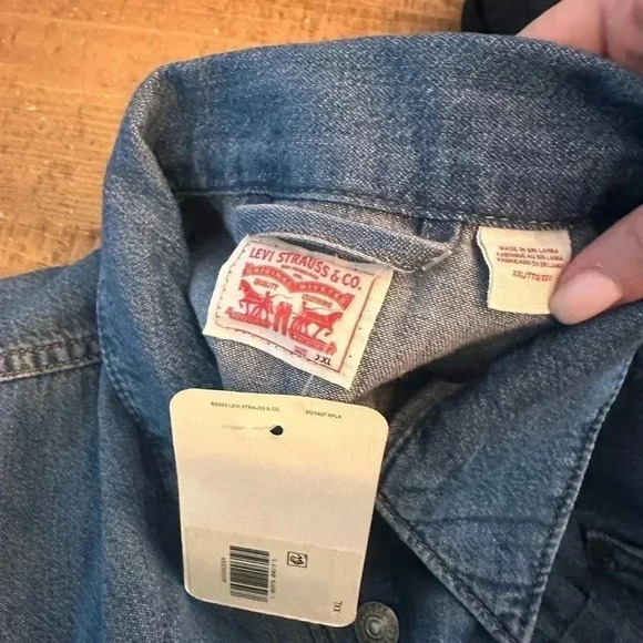 NWT Levi's® Women's Short Sleeve Heritage
Jumpsuit - Playday XXL - Picture 3 of 3